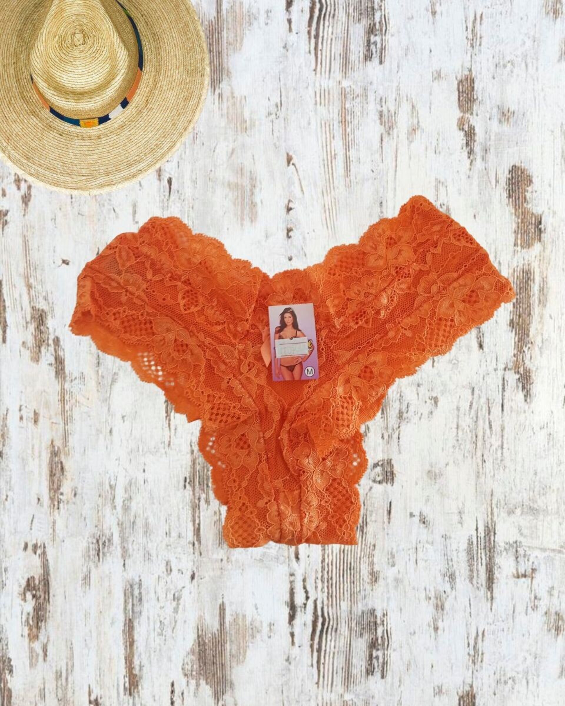Tanga Brasileña de Encaje - 3